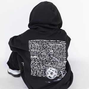 Meet your Posher, Sebastian